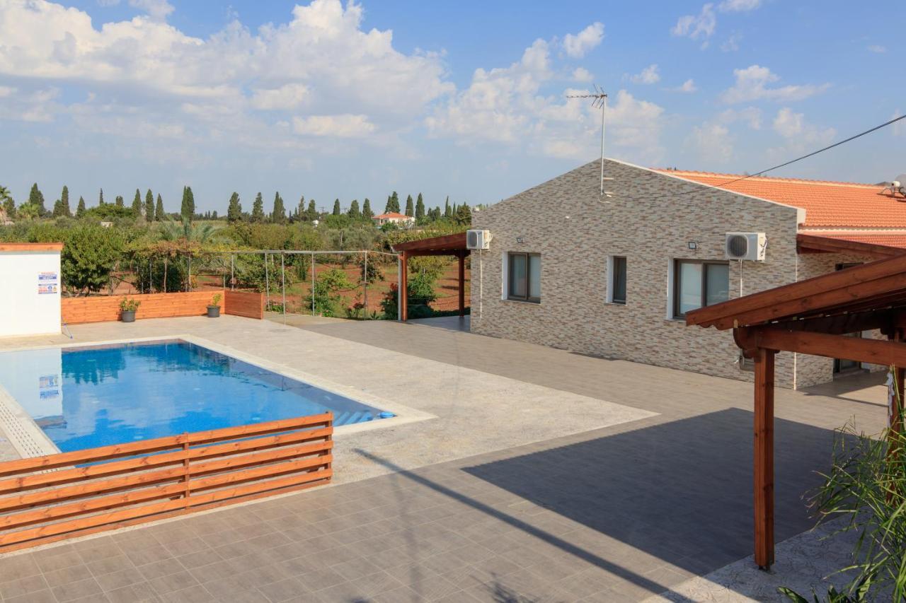 פרבוליה Berryrose Villa מראה חיצוני תמונה